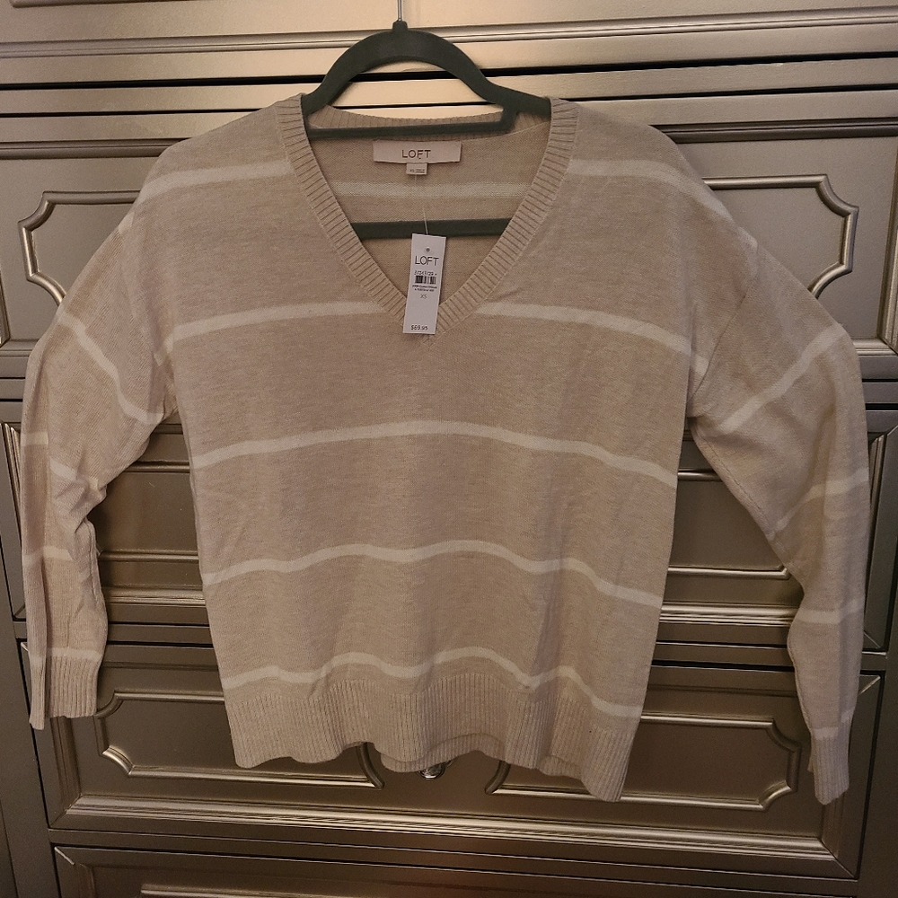 Loft Brand - Ladies V-neck Cream/white Stripped Pullover Size XS - Brand New!